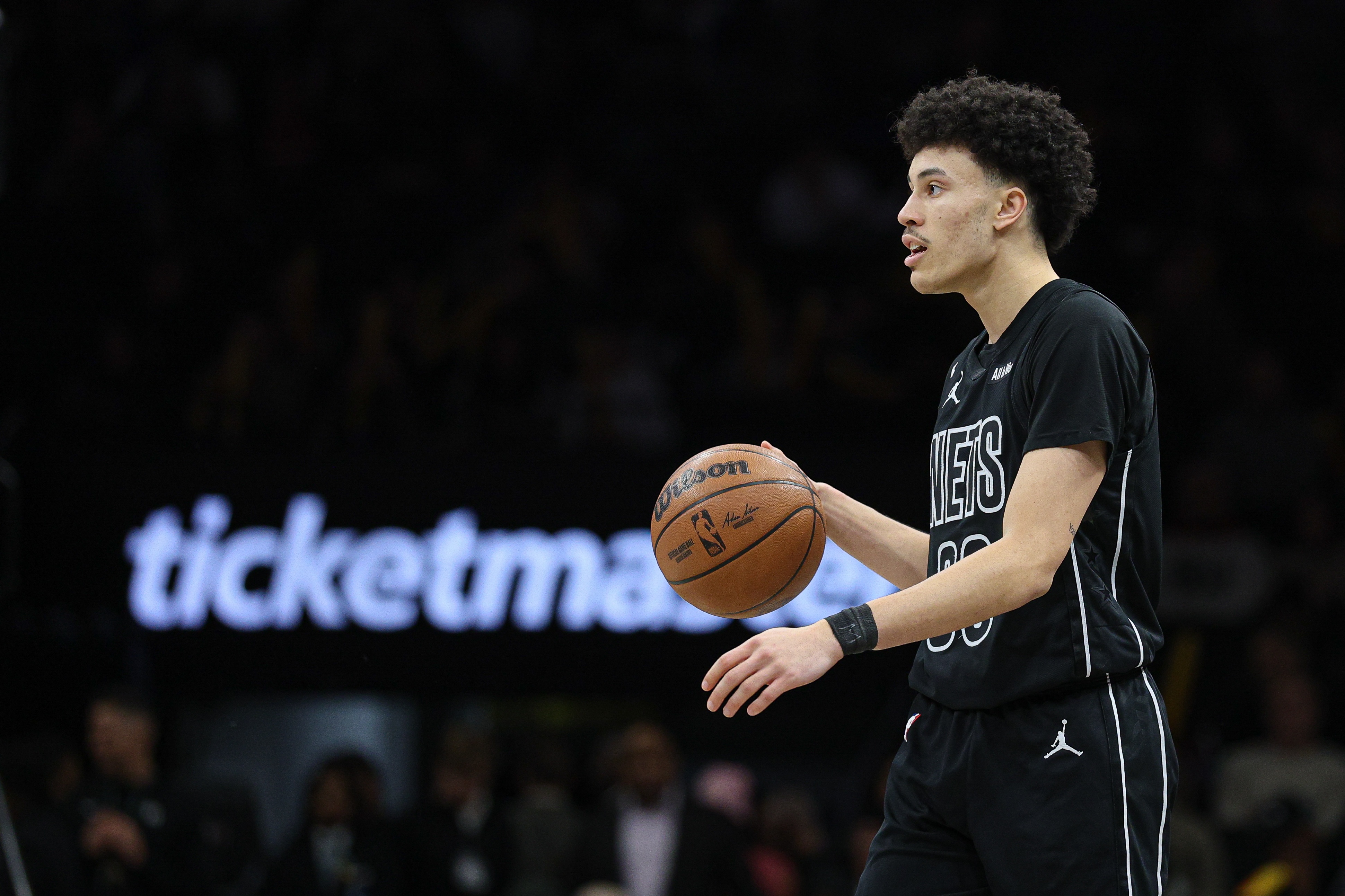 leyu安全投注平台-白热化！特拉奥雷外线开炮三分穿针 帮助篮网扳平比分